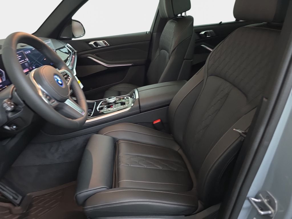 New 2026 Brooklyn Grey Metallic BMW xDrive50e image 15