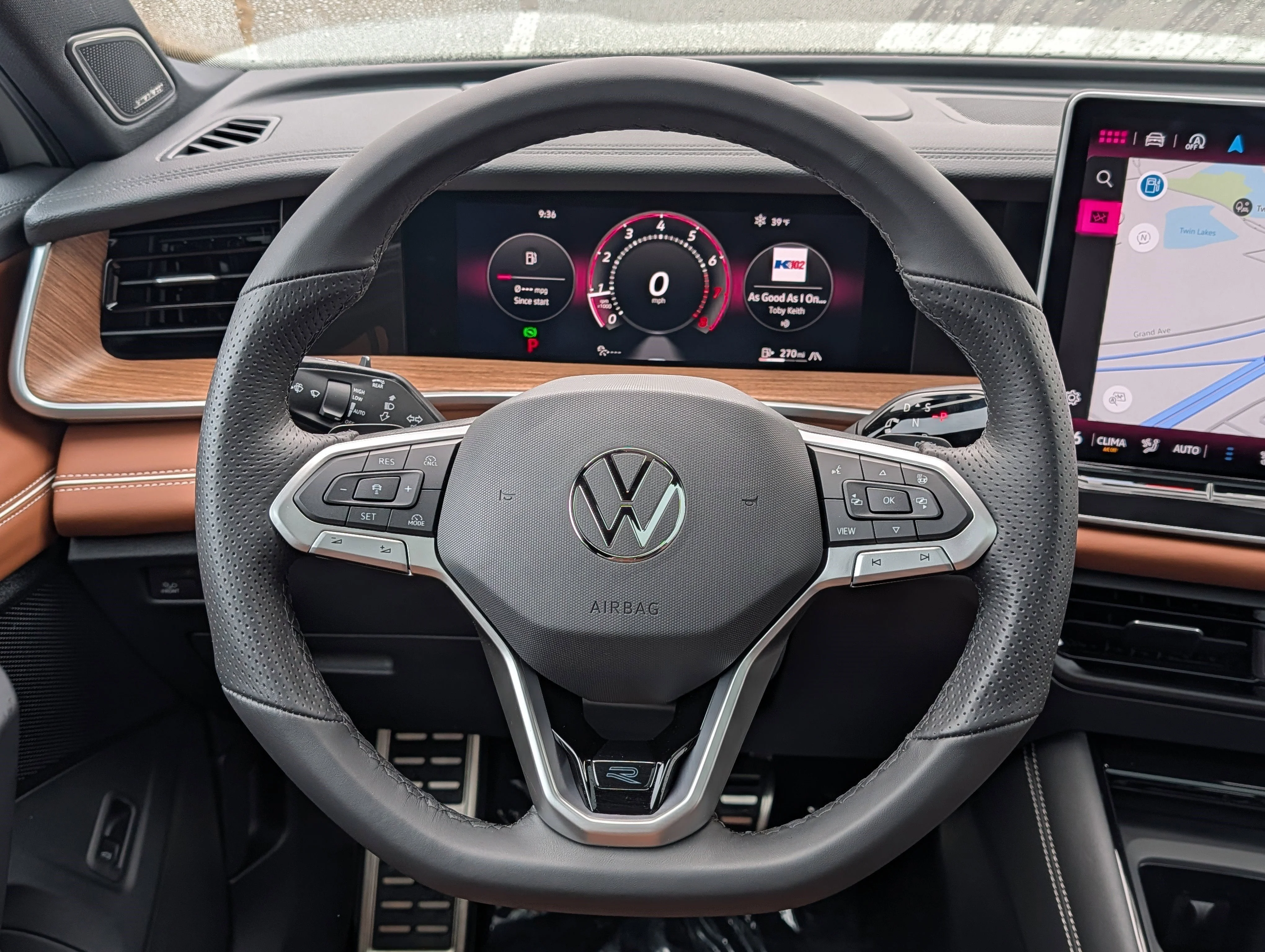 New 2026 Sandstone Volkswagen SEL R-Line Turbo image 11