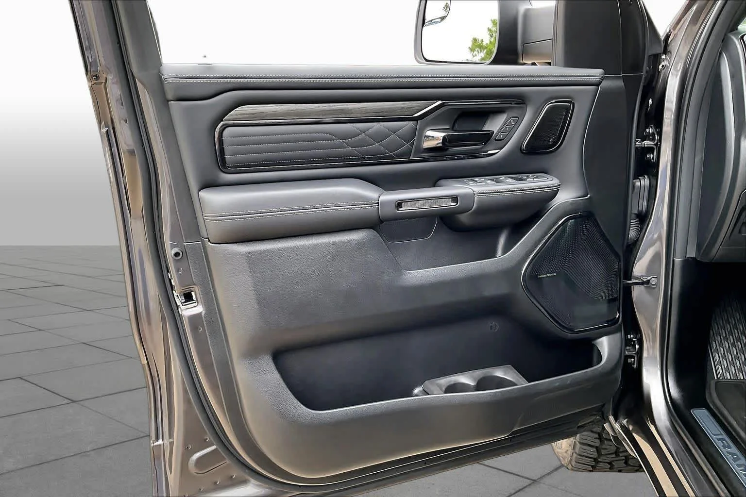 Used 2026 Granite Crystal Metallic Clearcoat Ram Limited image 21