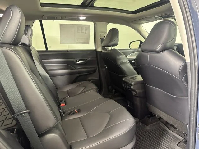 Certified Used 2024 Cloud Toyota XLE image 5