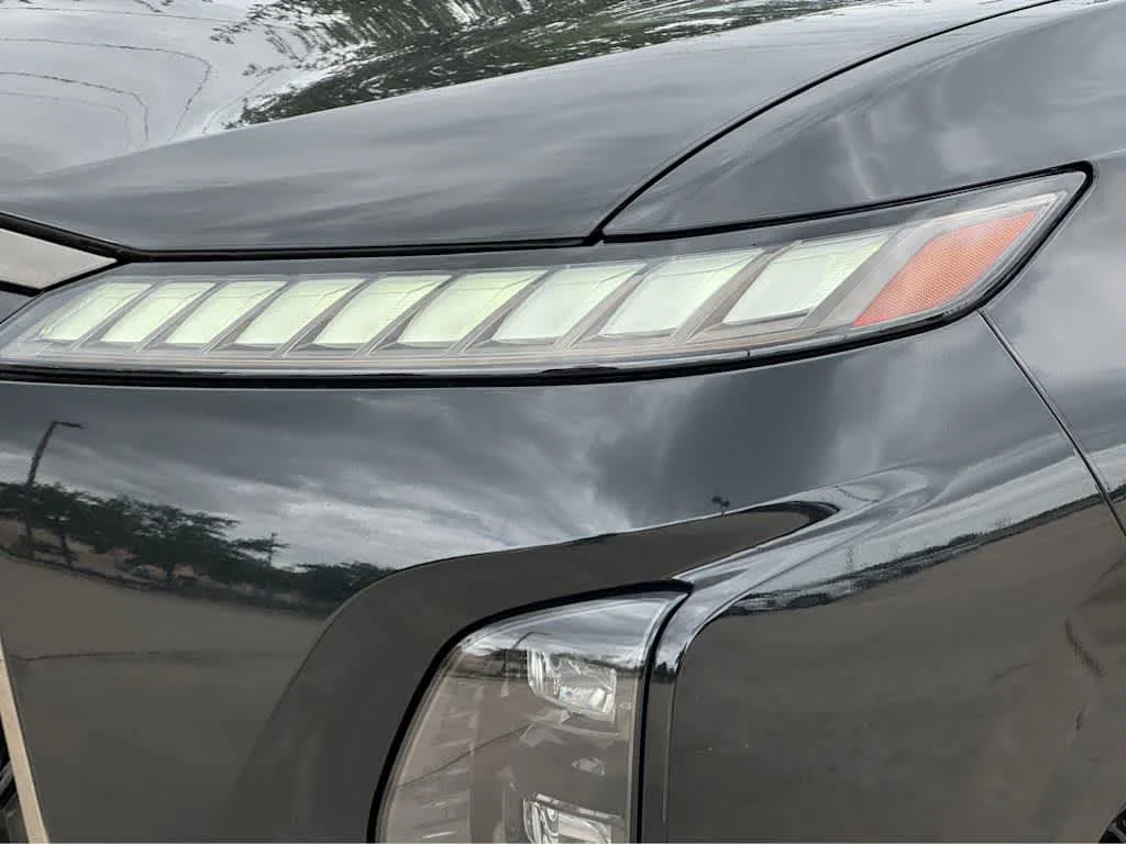 New 2026 Mineral Black INFINITI SPORT image 5