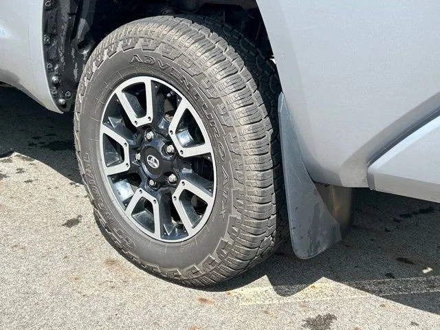 Used 2017 Silver Toyota SR5 image 20