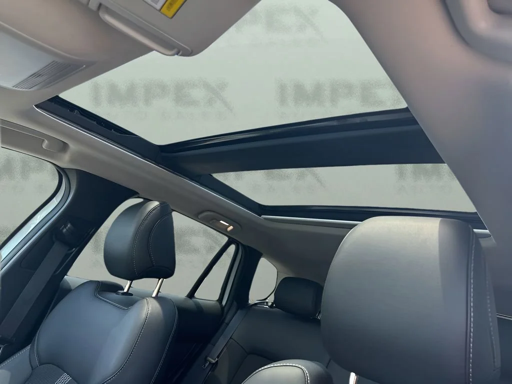 Used 2026 White Mazda 2.5 S Preferred image 33