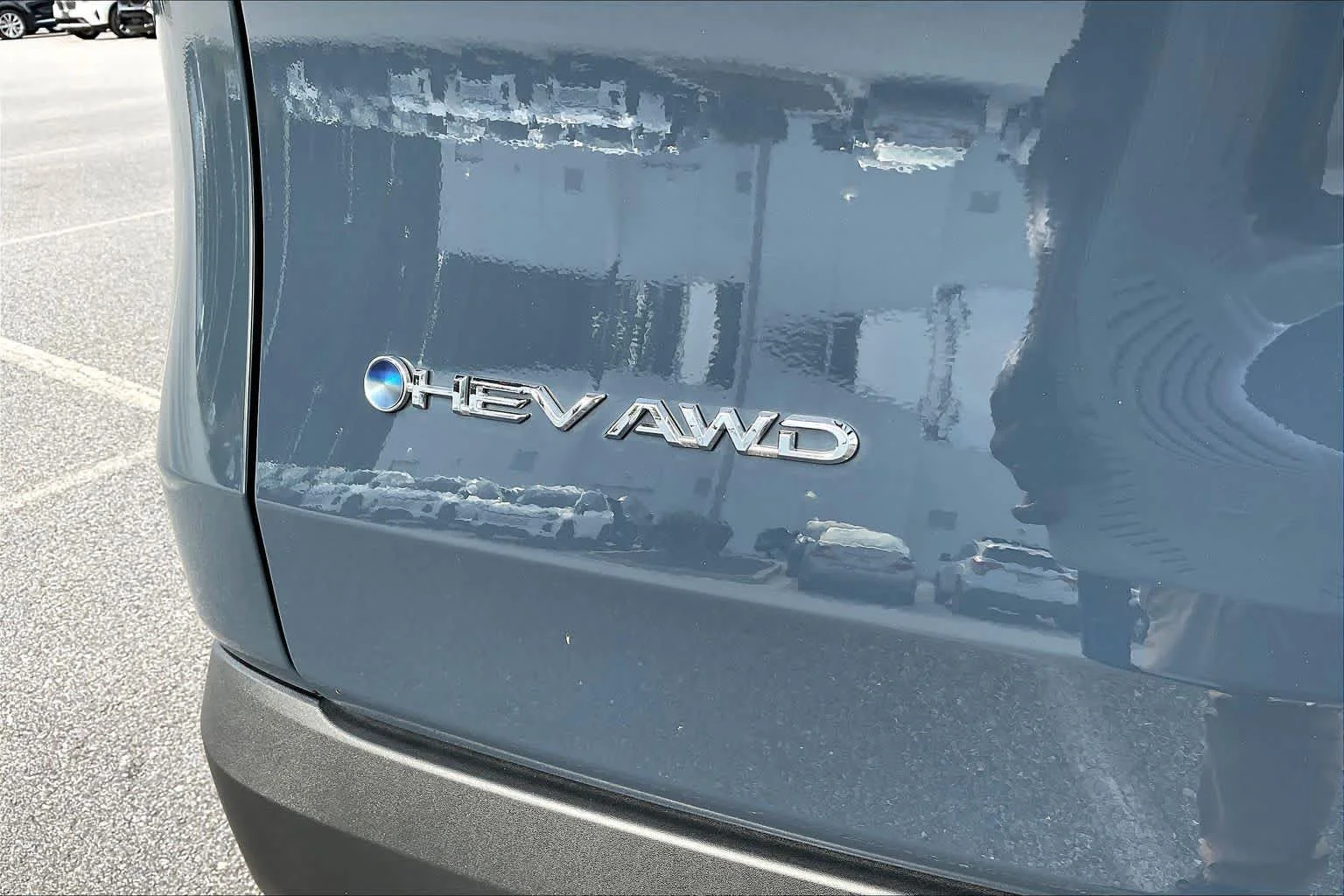 Used 2025 Storm Cloud Toyota Hybrid LE image 8