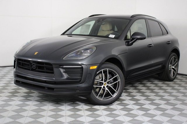 2026 Porsche Macan 