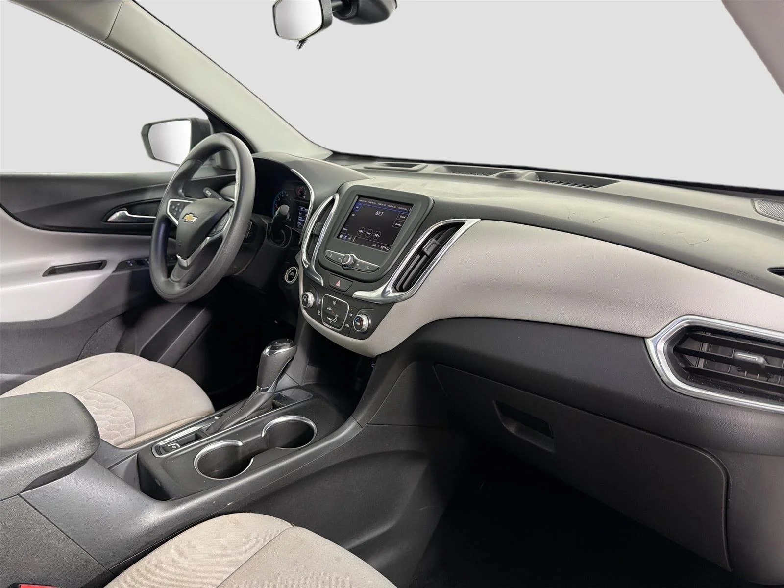 Used 2021 Summit White Chevrolet LS image 26