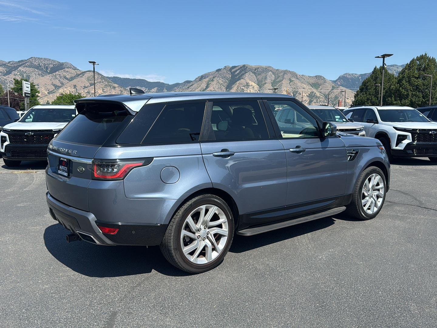 Used 2019 Byron Blue Metallic Land Rover HSE image 3