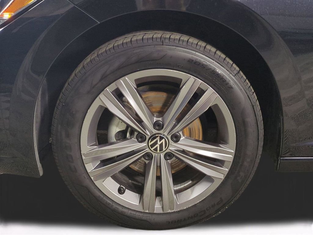 2024 Volkswagen Jetta SE - Photo 11