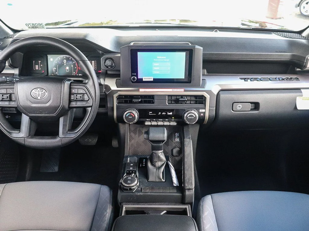 2026 Toyota Tacoma SR5 - Photo 11