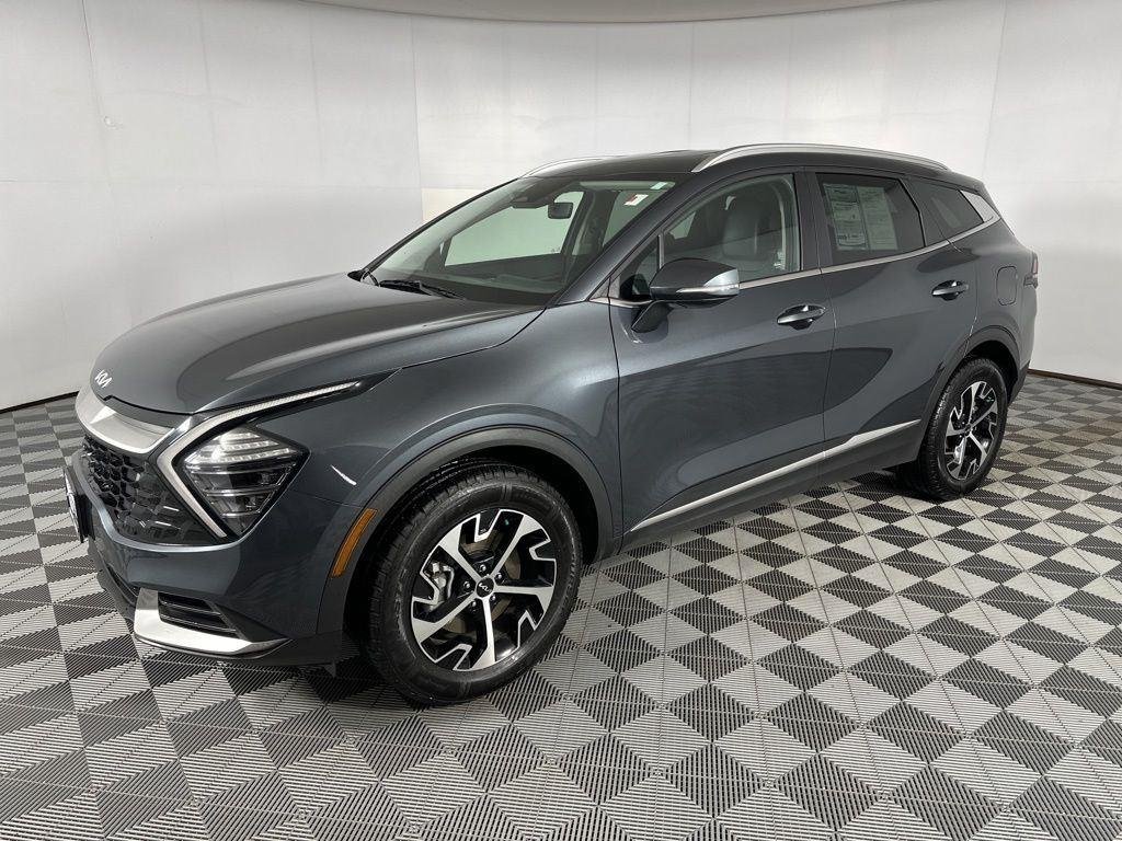 Used 2025 Gravity Gray Kia EX image 15