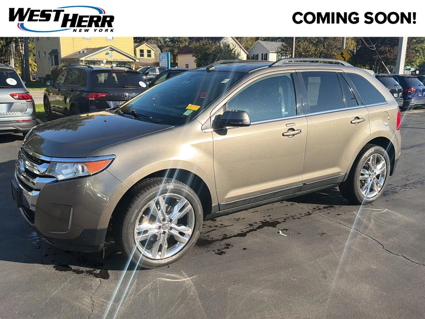 Used 2013  Ford Limited image 1