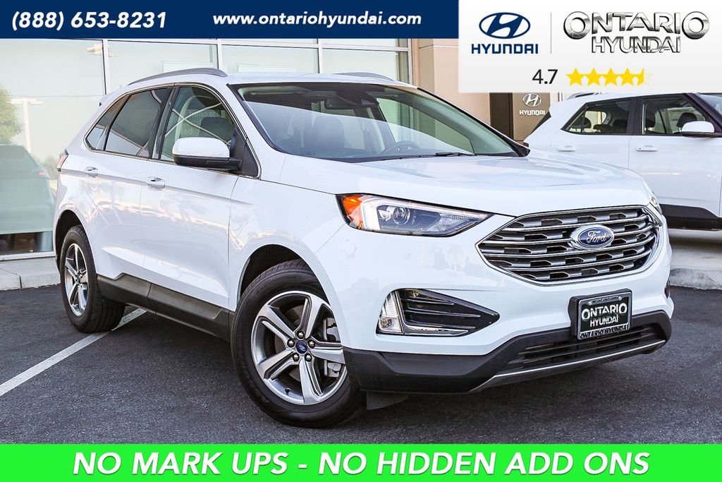 Used 2022 White Ford SEL image 1