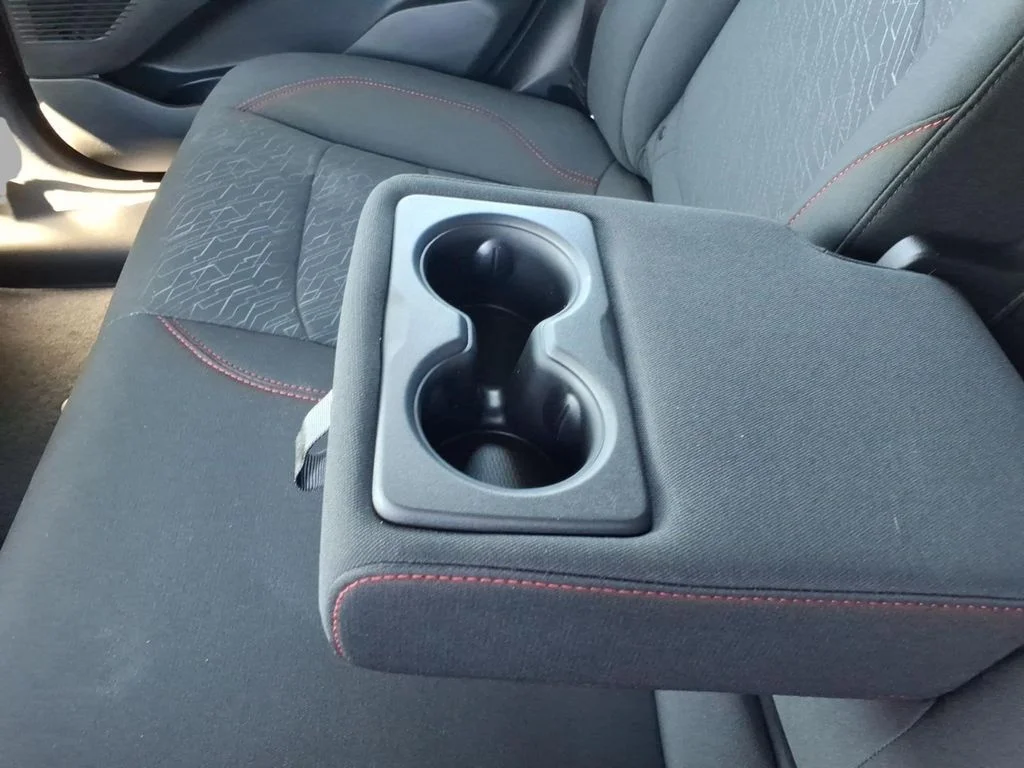 New 2026 Diamond Black Crystal Pearlcoat Dodge R/T image 8