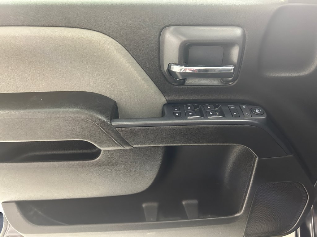 Used 2016 Gray Chevrolet Work Truck image 12