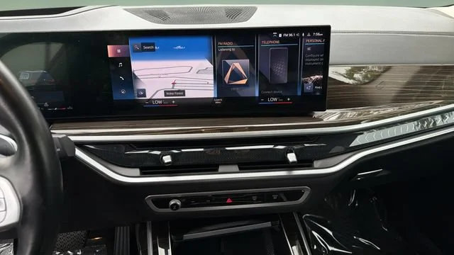 Used 2023 Black BMW xDrive40i image 28