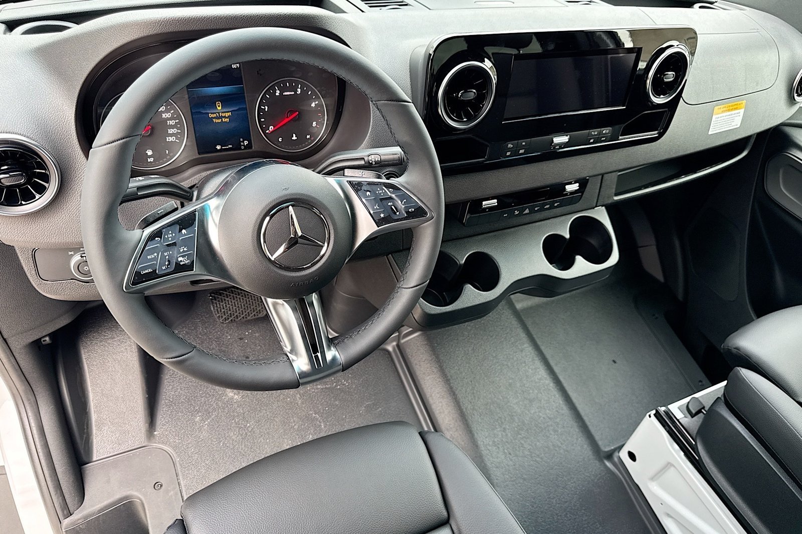New 2026 Arctic White Mercedes-Benz  image 9