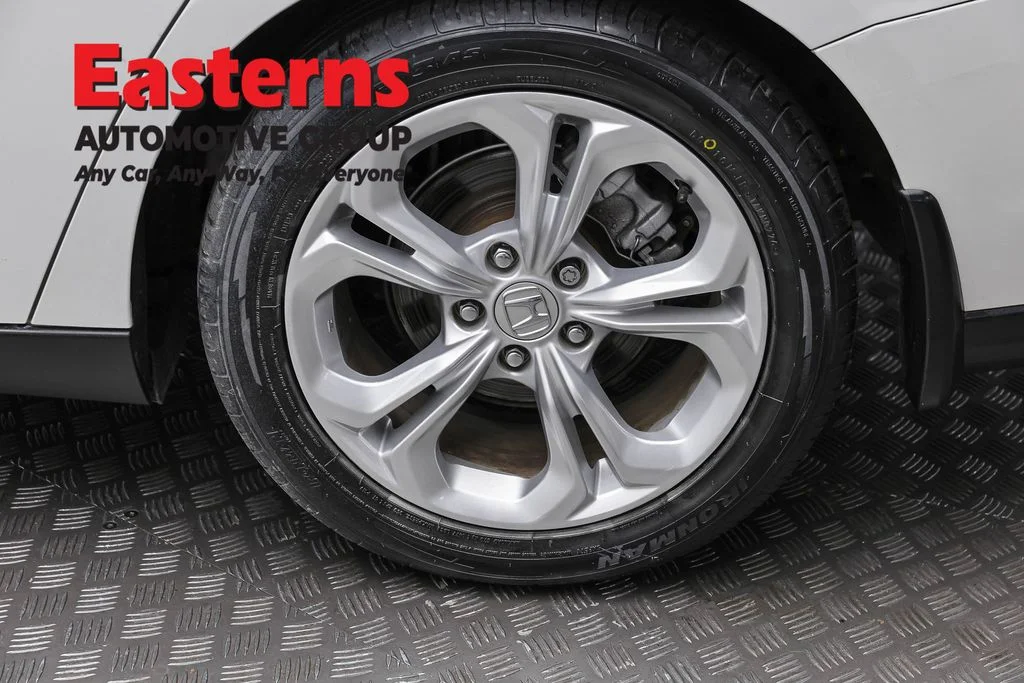 Used 2023 White Honda LX image 8