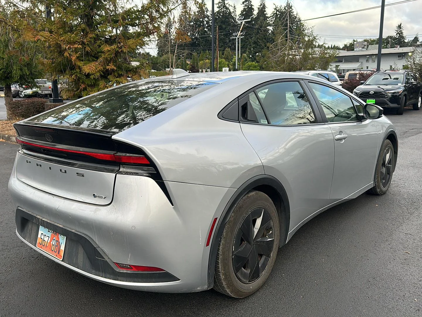 Used 2025 Cutting Edge Toyota LE image 3