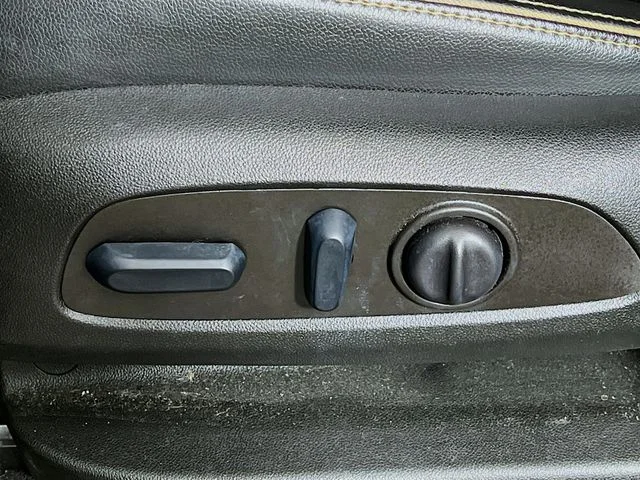Used 2023 Beige GMC AT4 image 11