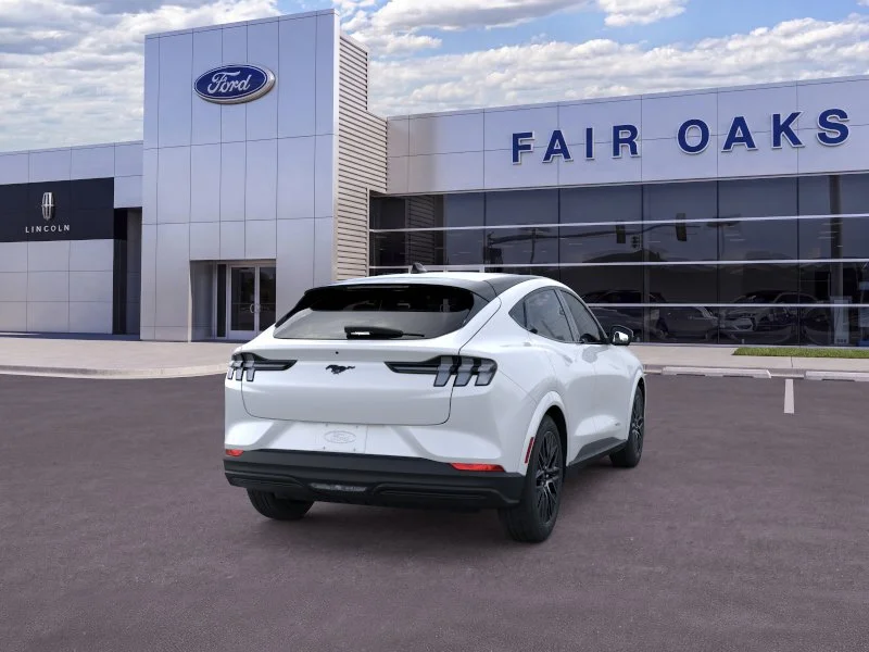 New 2026 Star White Metallic Tri-coat Ford Premium image 8