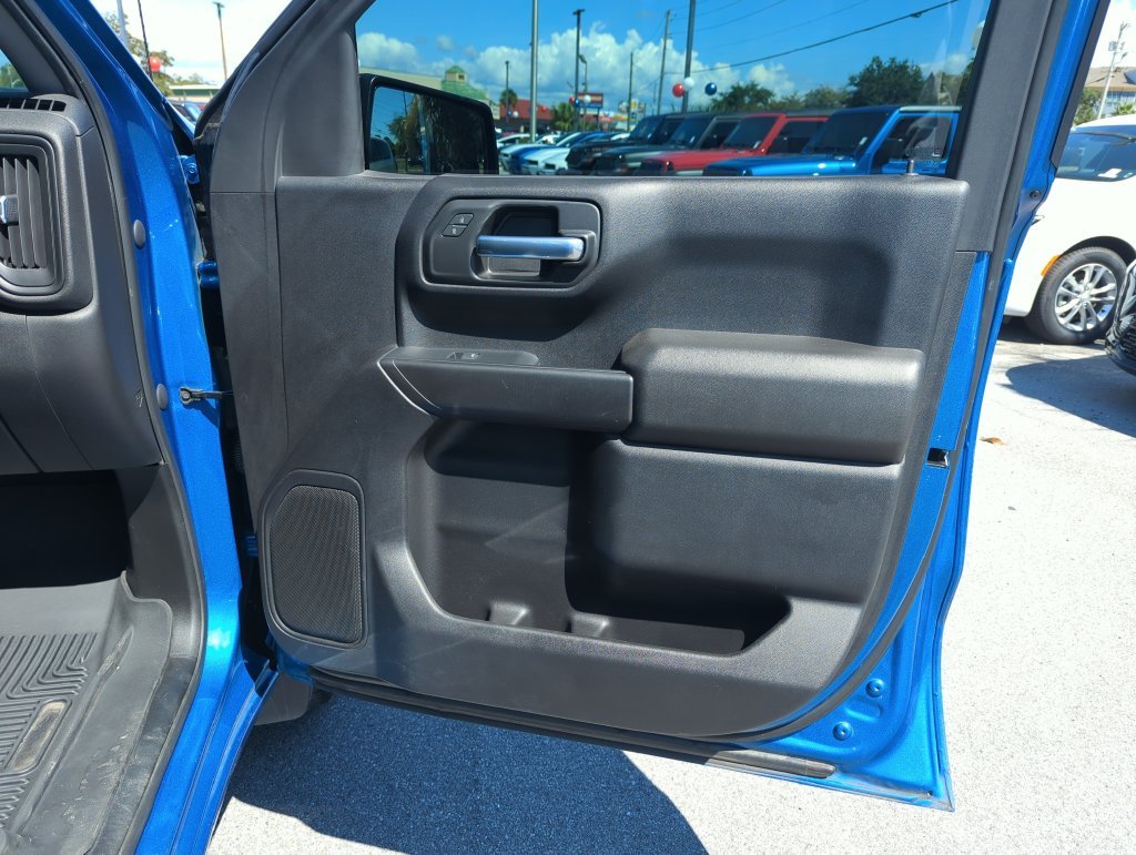 Used 2022 Blue Chevrolet Custom image 29