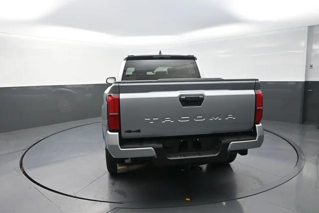 Used 2025 Silver Toyota SR5 image 7