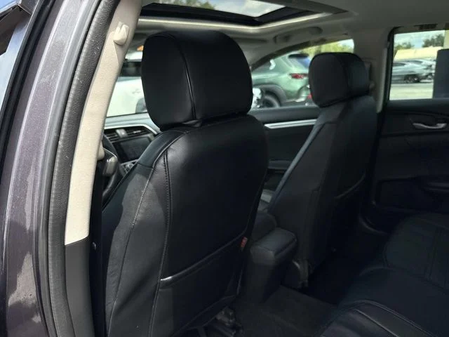 Used 2017  Honda EX-T image 13