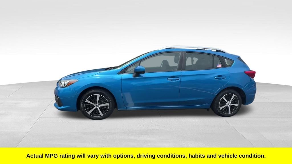 Used 2022 Blue Subaru Premium image 9