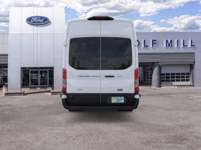 New 2026 Oxford White Ford XLT image 5