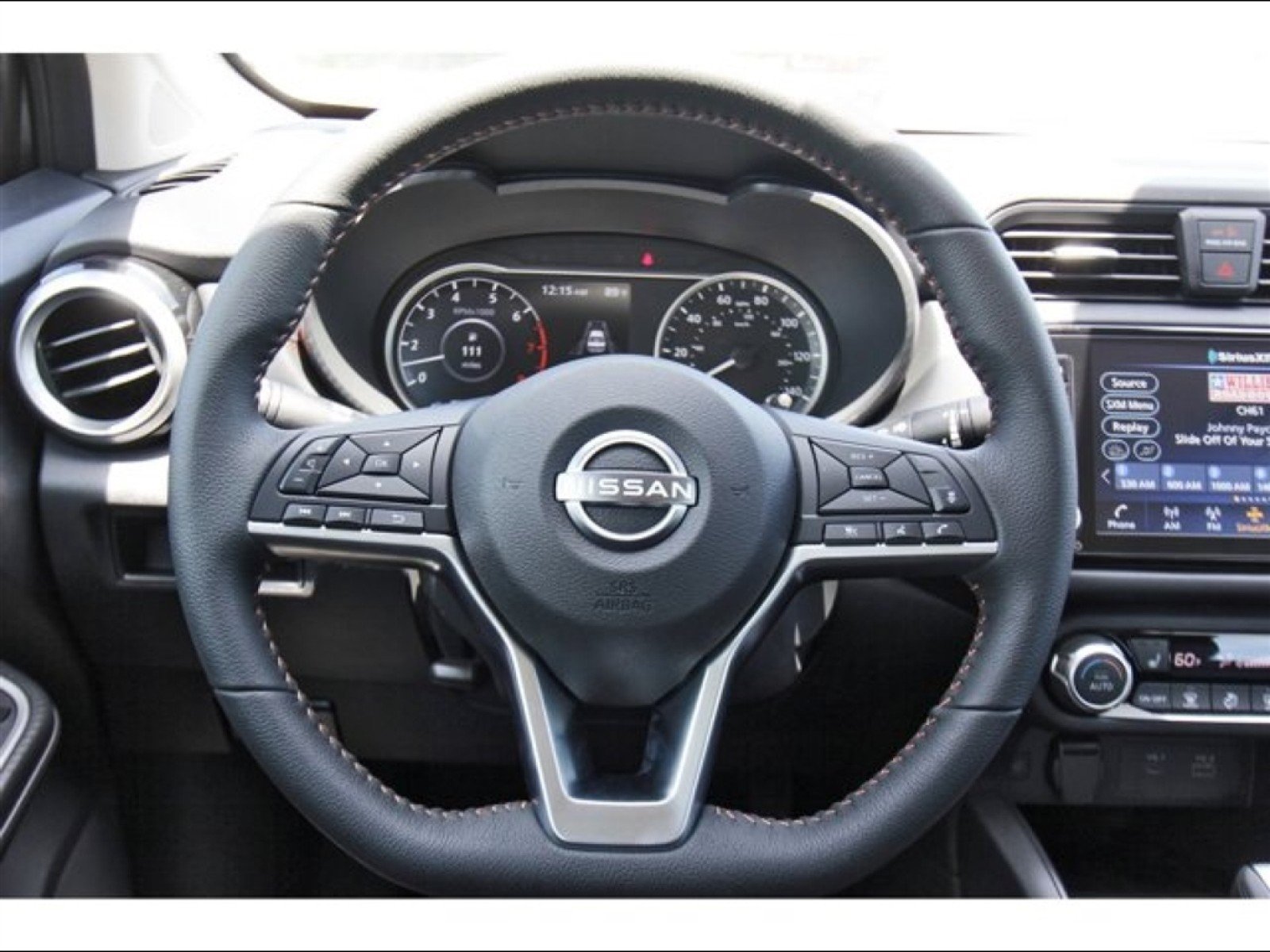 2025 Nissan Versa Sedan SR - Photo 10