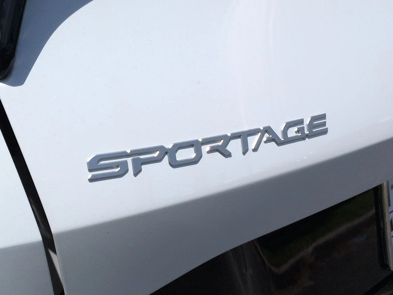 New 2026 Snow White Pearl Kia SX Prestige image 33