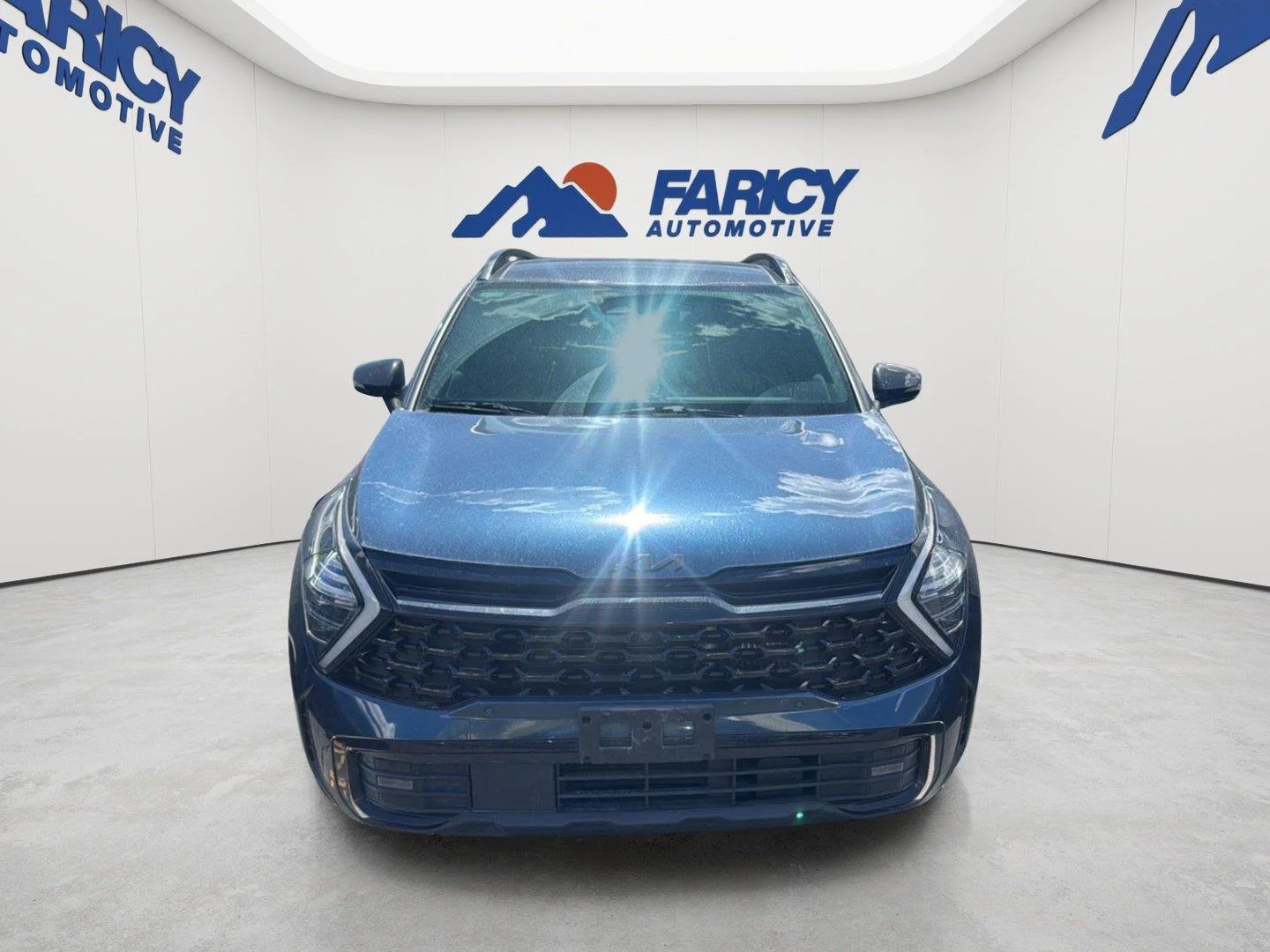 Used 2025 Vesta Blue Kia X-Line Prestige image 2
