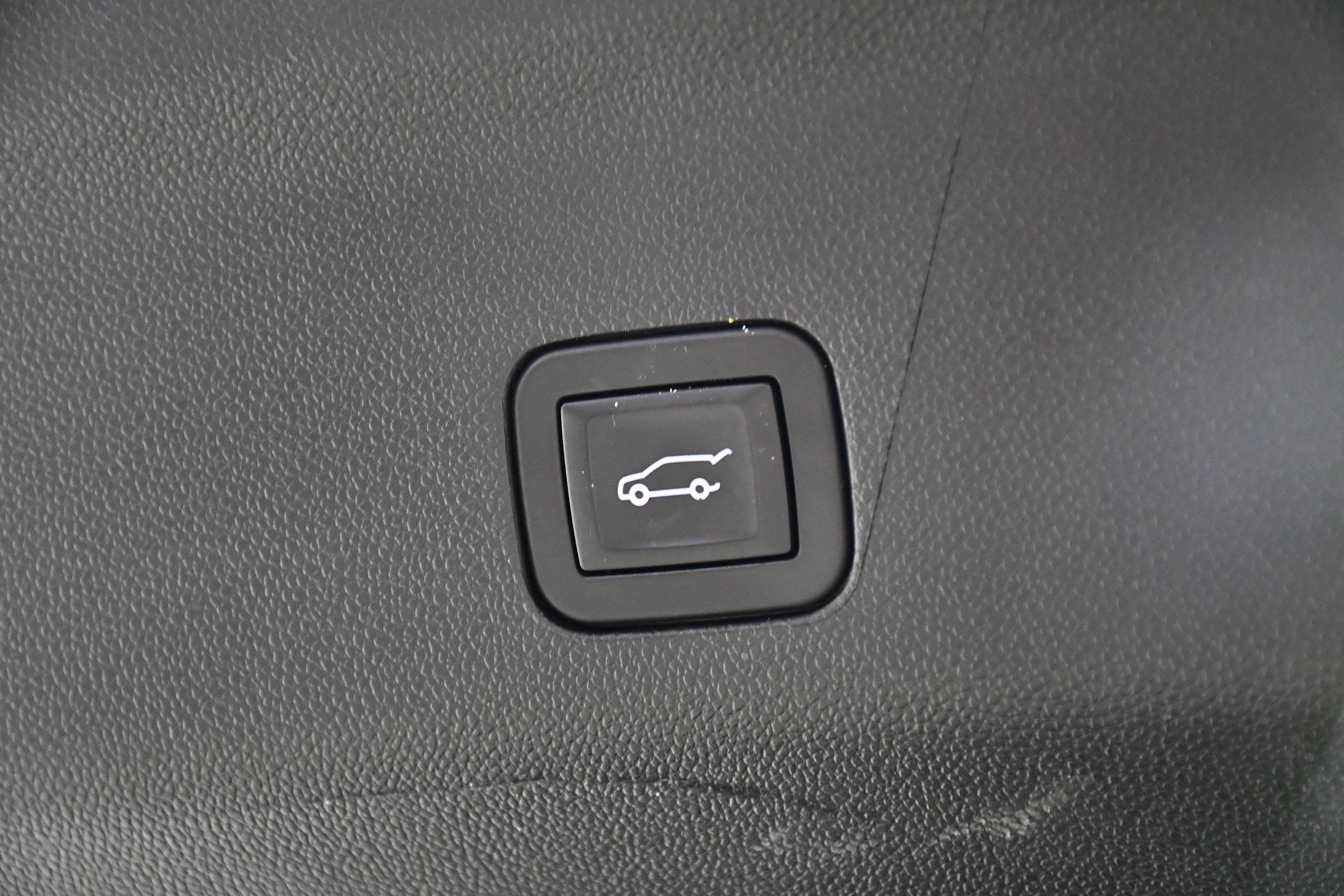 Used 2025 Sterling Gray Metallic Chevrolet Z71 image 55