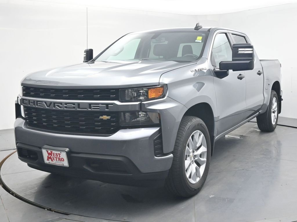 Used 2020 Chevrolet Silverado 1500 Custom with VIN 3GCUYBEF9LG382998 for sale in Monticello, Minnesota