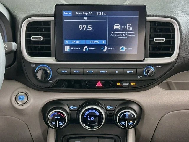 New 2026 Silver Hyundai SEL image 15