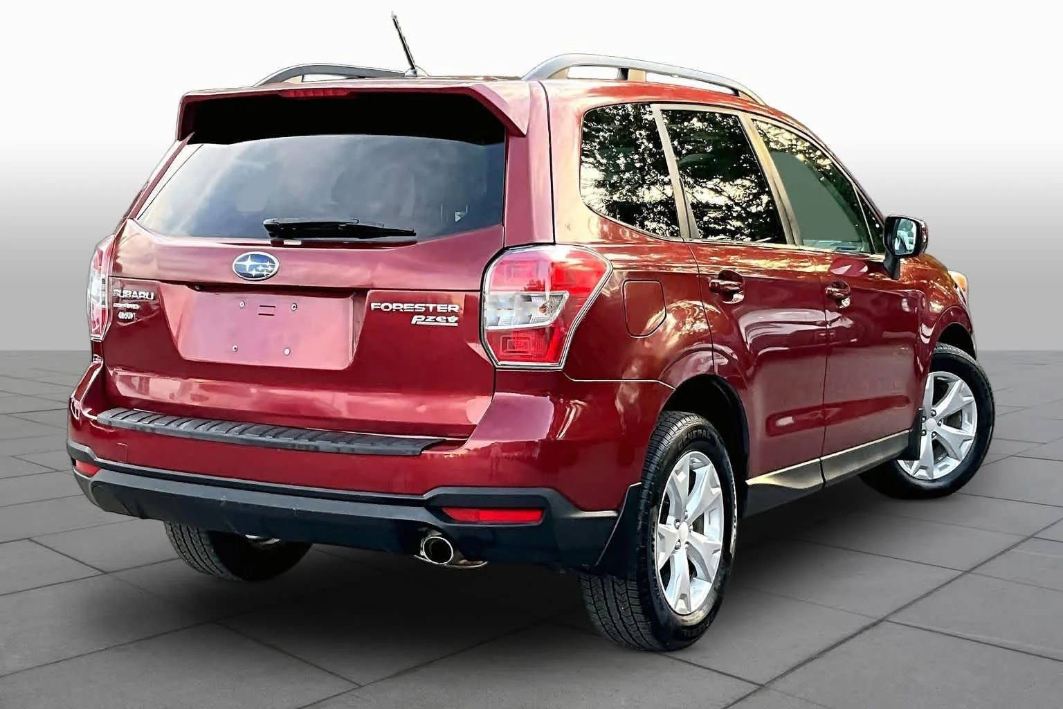 Used 2015 Venetian Red Pearl Subaru 2.5i Limited image 13