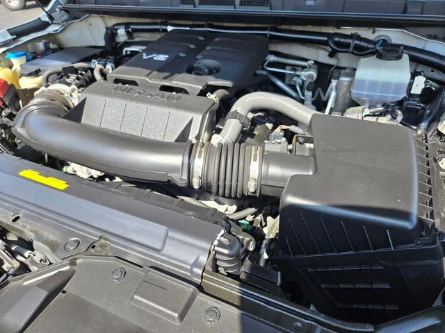 Used 2022 White Nissan S image 20