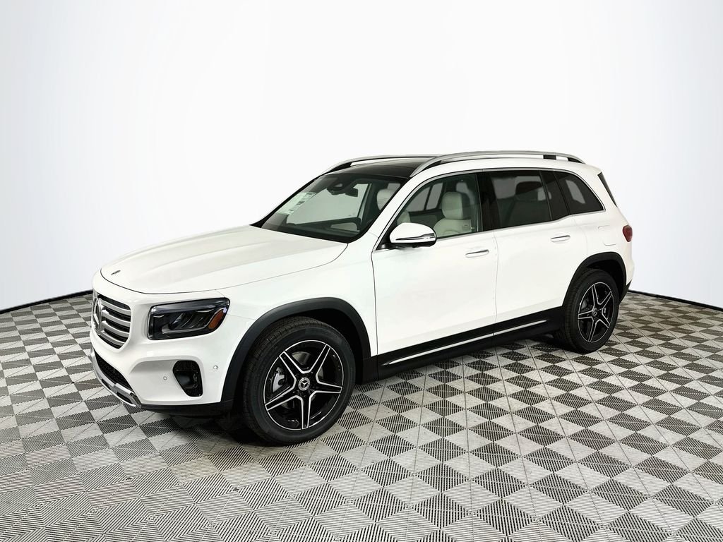 New 2026 Polar White Mercedes-Benz GLB 250 image 3