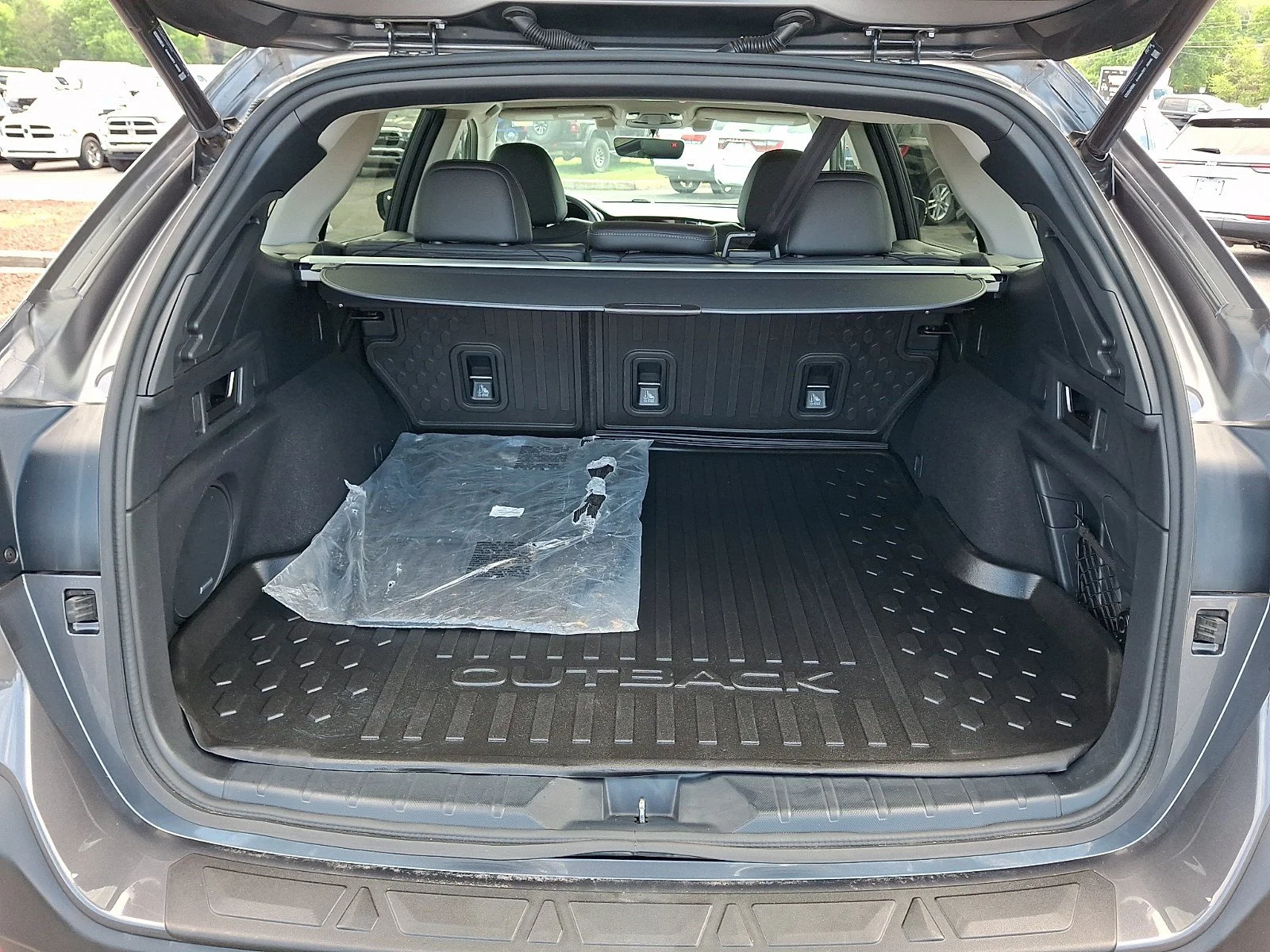 Used 2021 Magnetite Gray Metallic Subaru Limited image 30