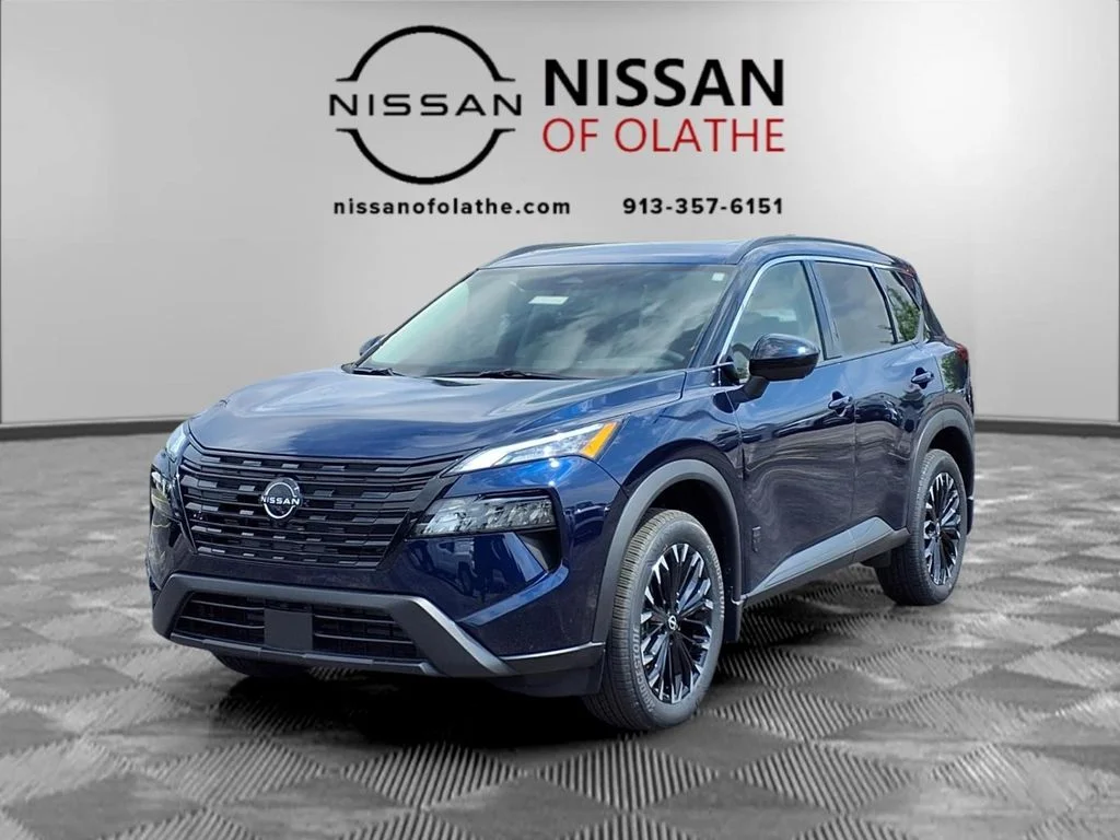 2026 Nissan Rogue Dark Armor AWD's photo
