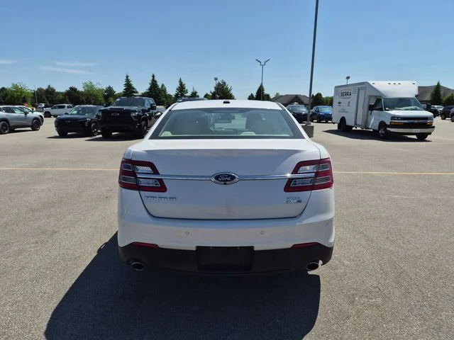 Used 2018 White Ford SEL image 6