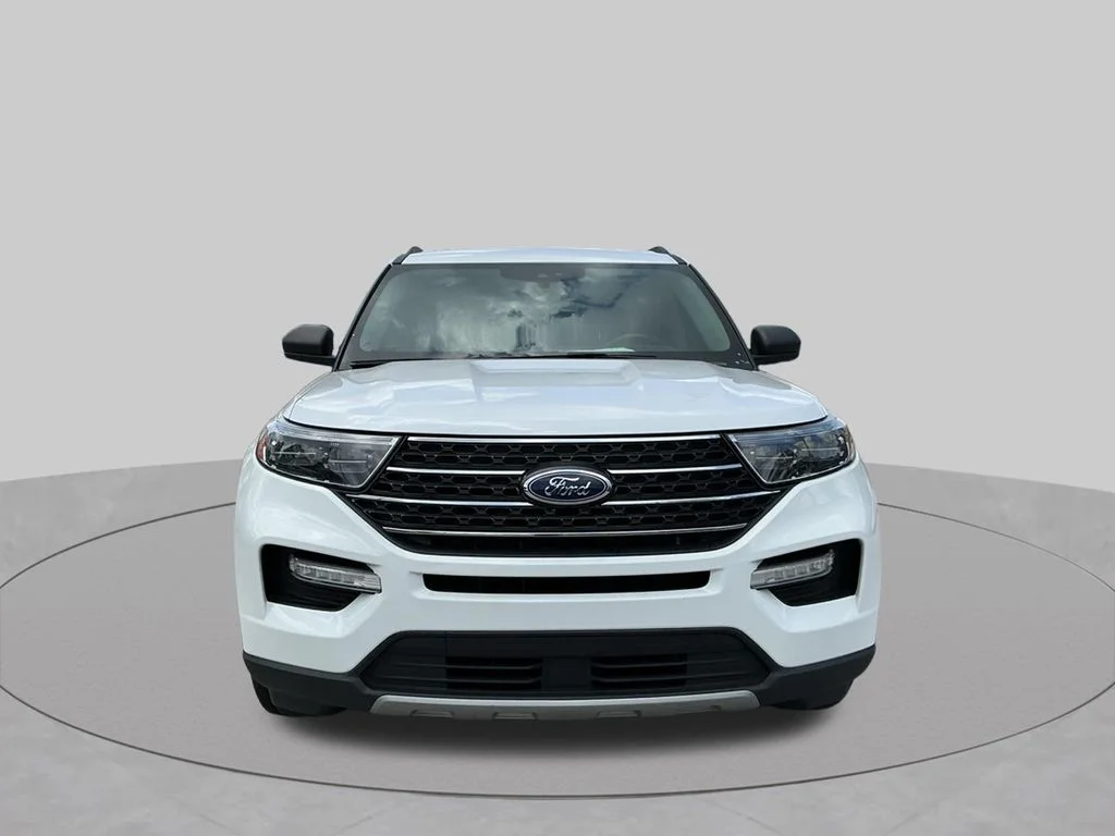 Used 2023 White Ford XLT image 16