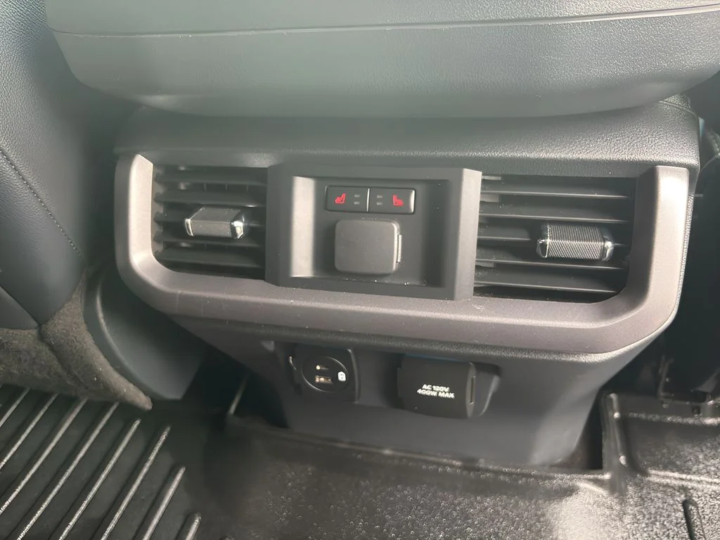 Used 2021 Oxford White Ford LARIAT image 19