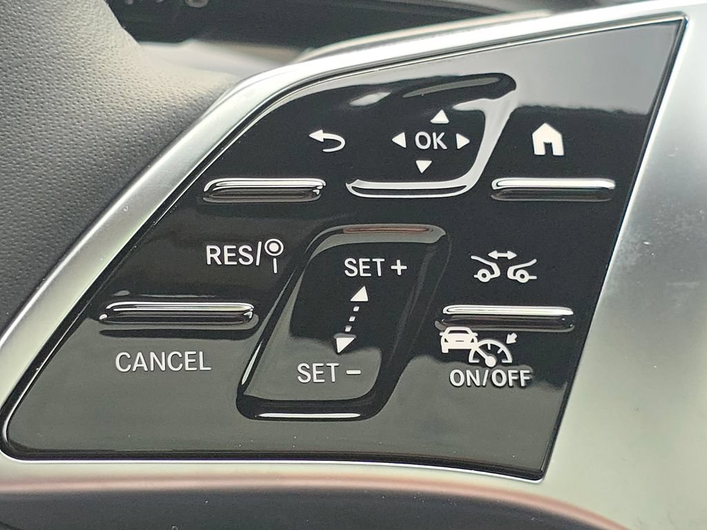 New 2026 Night Black Mercedes-Benz GLA 250 image 73