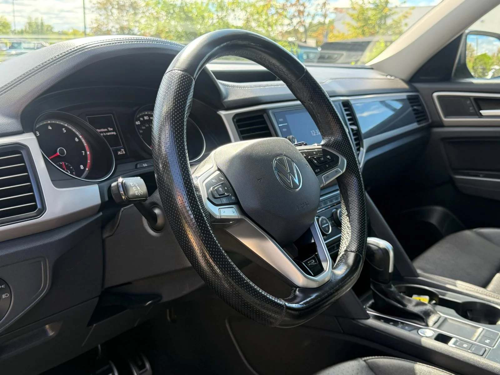 Used 2021 Blue Volkswagen 3.6L V6 SE w/Technology R-Line image 26