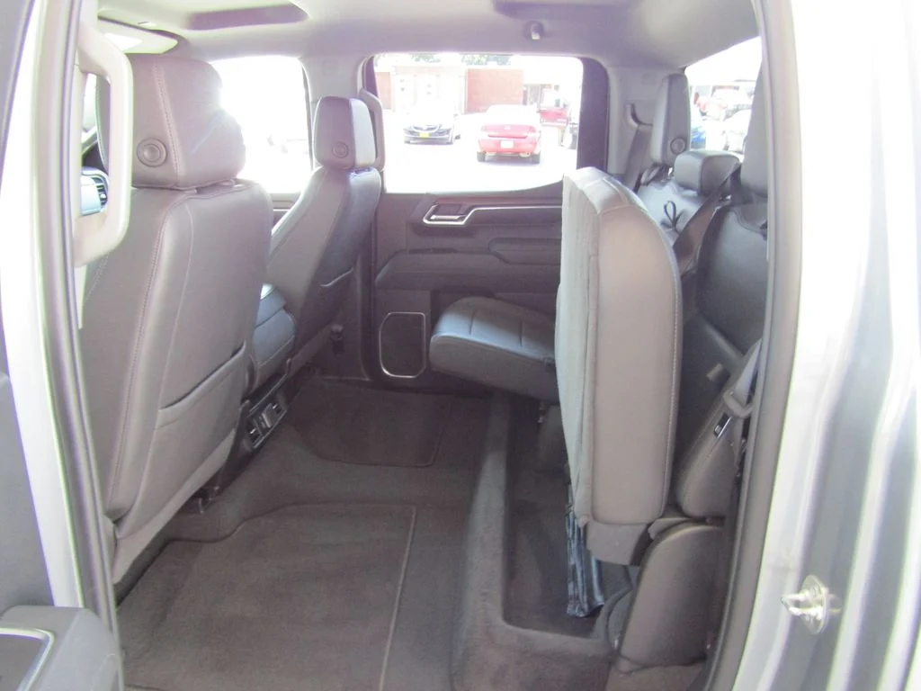 Used 2025 Sterling GMC SLT image 36