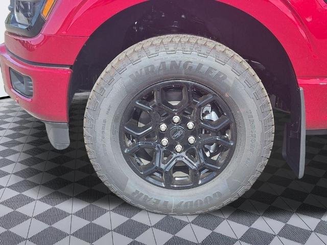New 2026 Ruby Red Metallic Tinted Clearcoat Ford XLT image 33