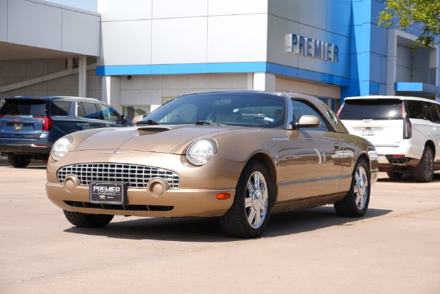 Used 2005 Gold Ford Base image 7
