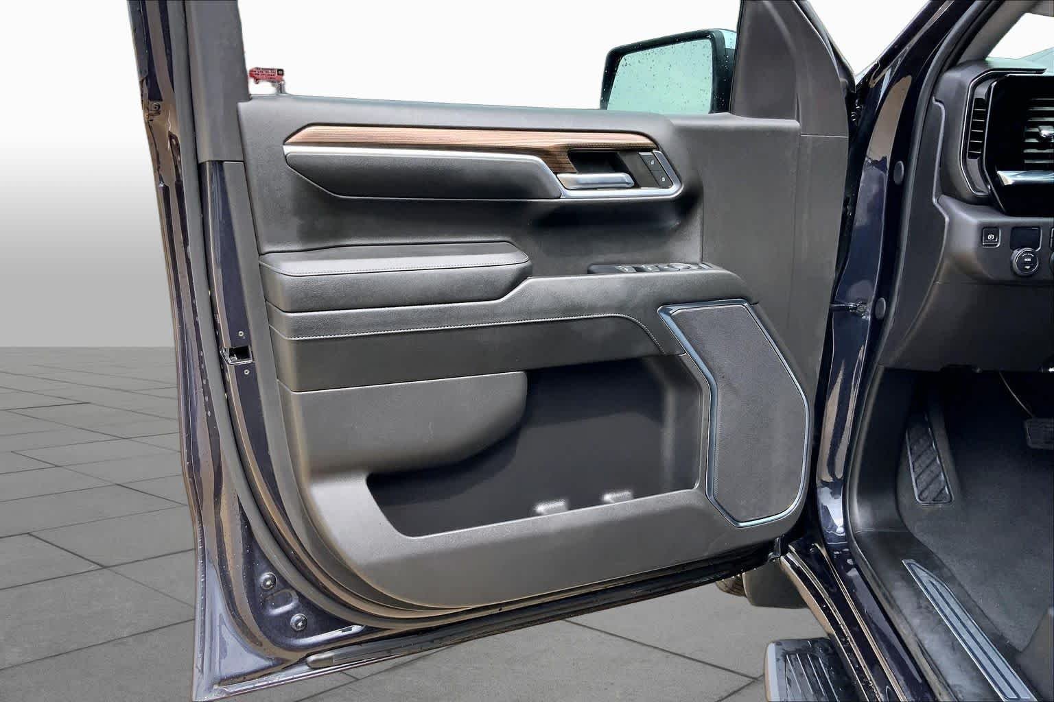 Used 2024 Dark Ash Metallic Chevrolet LT image 21