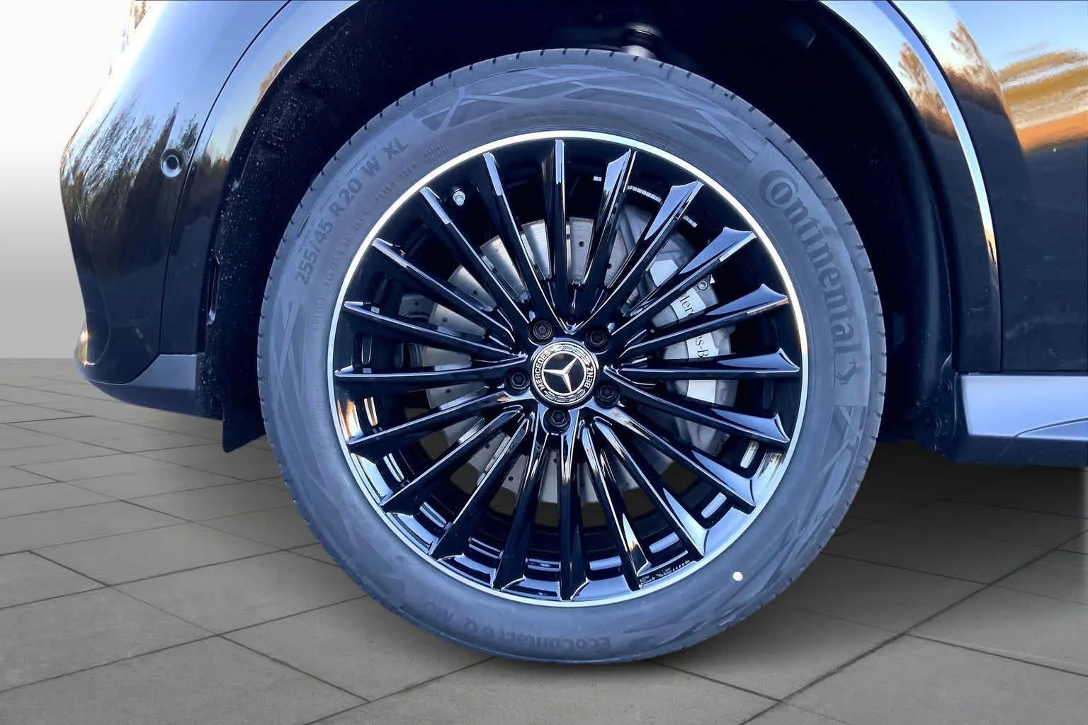 New 2026 Obsidian Black Metallic Mercedes-Benz GLC 300 image 11